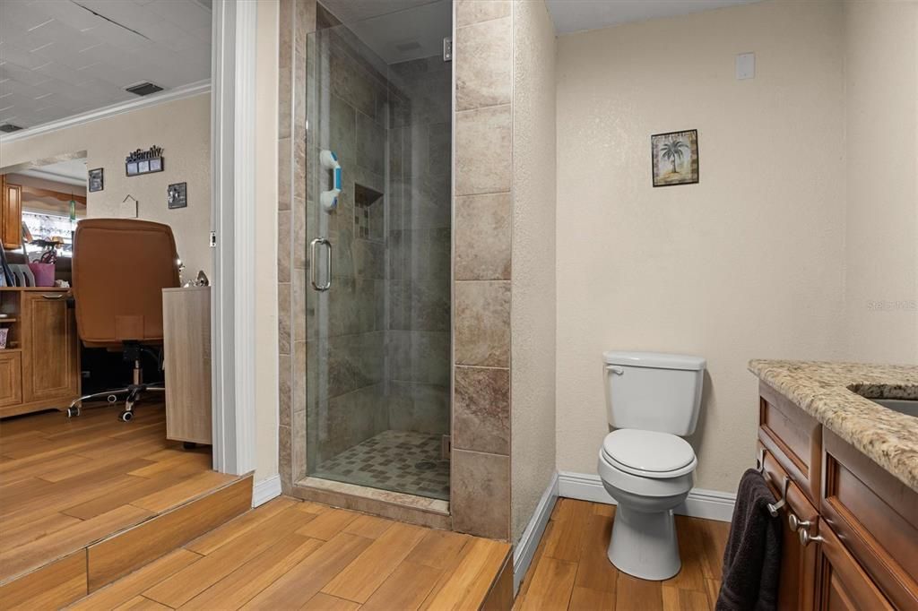 En Venta: $260,000 (3 camas, 2 baños, 1649 Pies cuadrados)