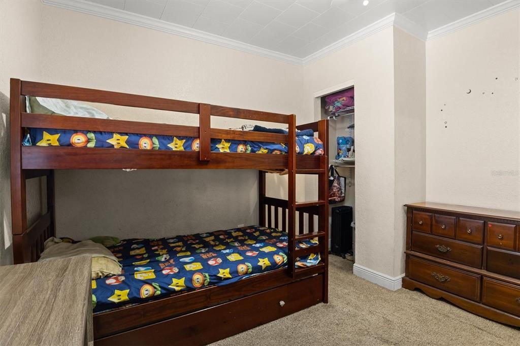 En Venta: $260,000 (3 camas, 2 baños, 1649 Pies cuadrados)