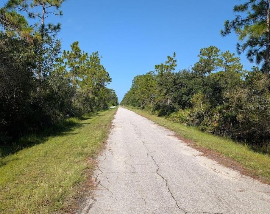 На продажу: $19,900 (0.50 acres)