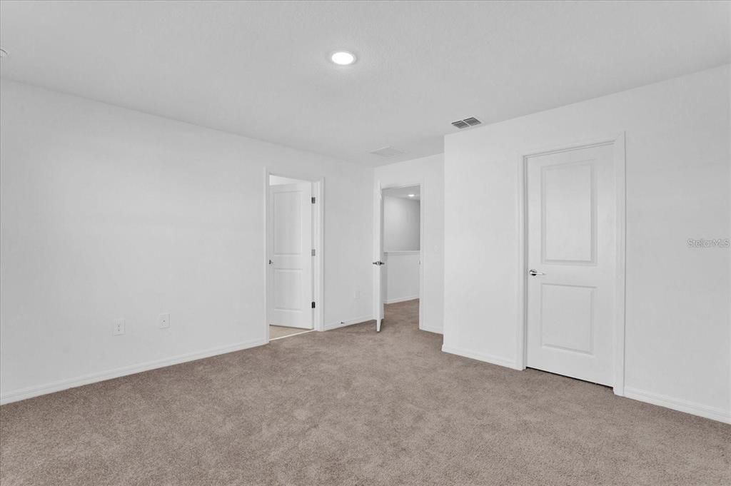 В аренду: $1,900 (3 спален, 2 ванн, 1373 Квадратных фут)