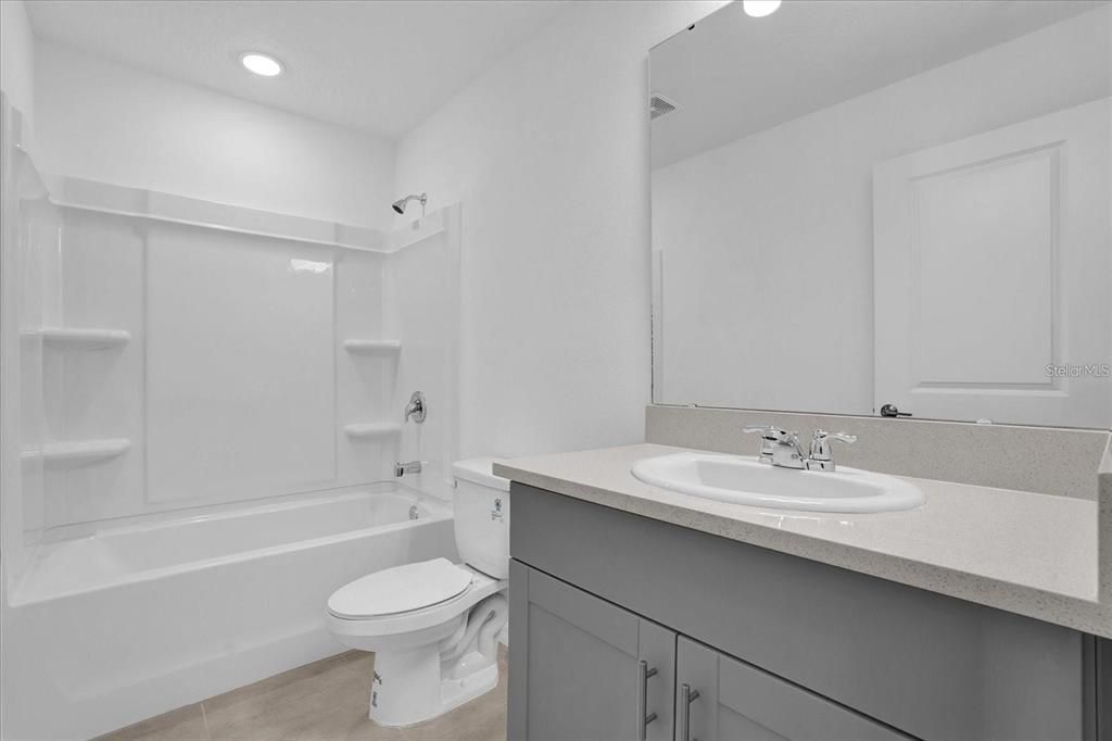 В аренду: $1,900 (3 спален, 2 ванн, 1373 Квадратных фут)