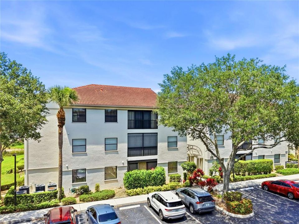 For Rent: $3,300 (3 beds, 2 baths, 1447 Square Feet)
