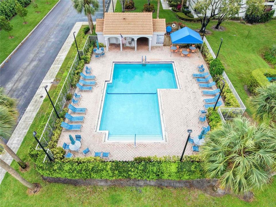 For Rent: $3,300 (3 beds, 2 baths, 1447 Square Feet)
