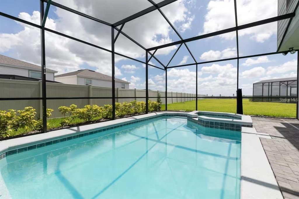 En Venta: $690,000 (7 camas, 5 baños, 3354 Pies cuadrados)