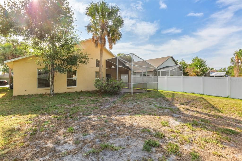 Activo con contrato: $339,900 (3 camas, 2 baños, 1643 Pies cuadrados)