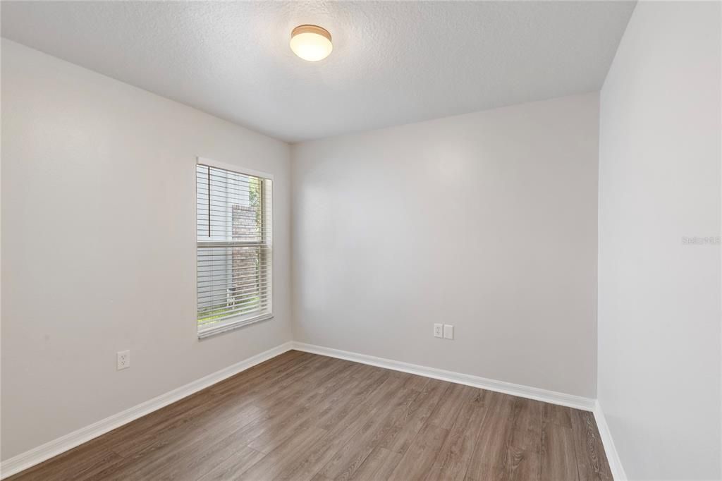 Activo con contrato: $339,900 (3 camas, 2 baños, 1643 Pies cuadrados)