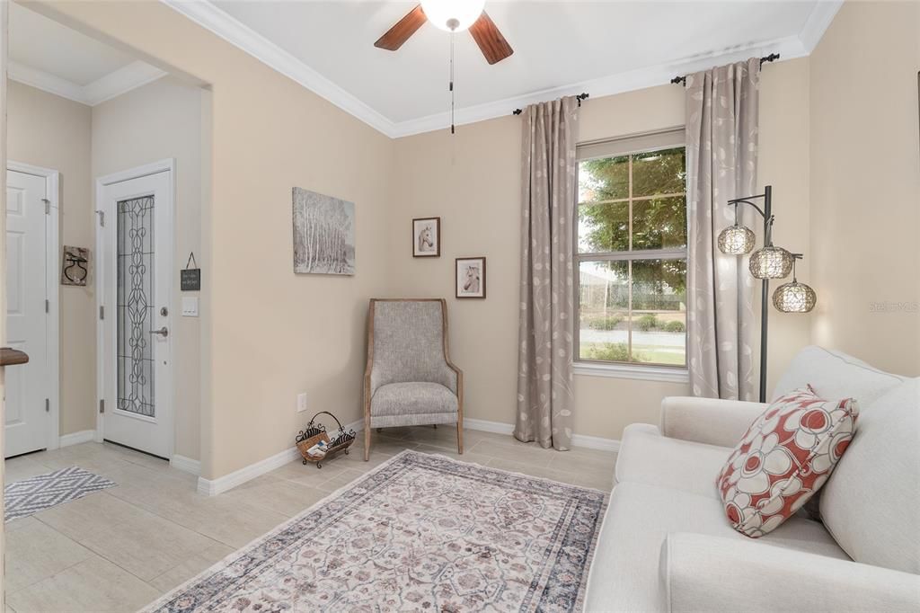 Active With Contract: $399,000 (2 beds, 2 baths, 1978 Square Feet)