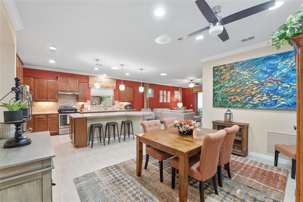 Active With Contract: $399,000 (2 beds, 2 baths, 1978 Square Feet)