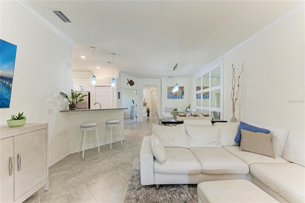 En Venta: $365,000 (2 camas, 2 baños, 1568 Pies cuadrados)