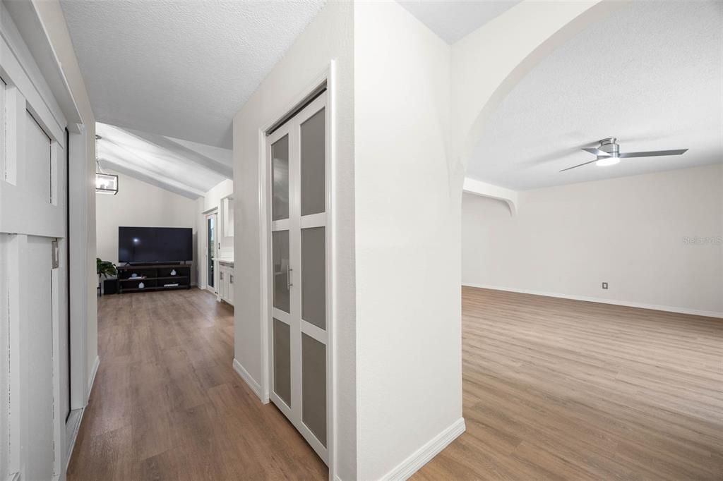 Active With Contract: $489,000 (3 beds, 2 baths, 1564 Square Feet)