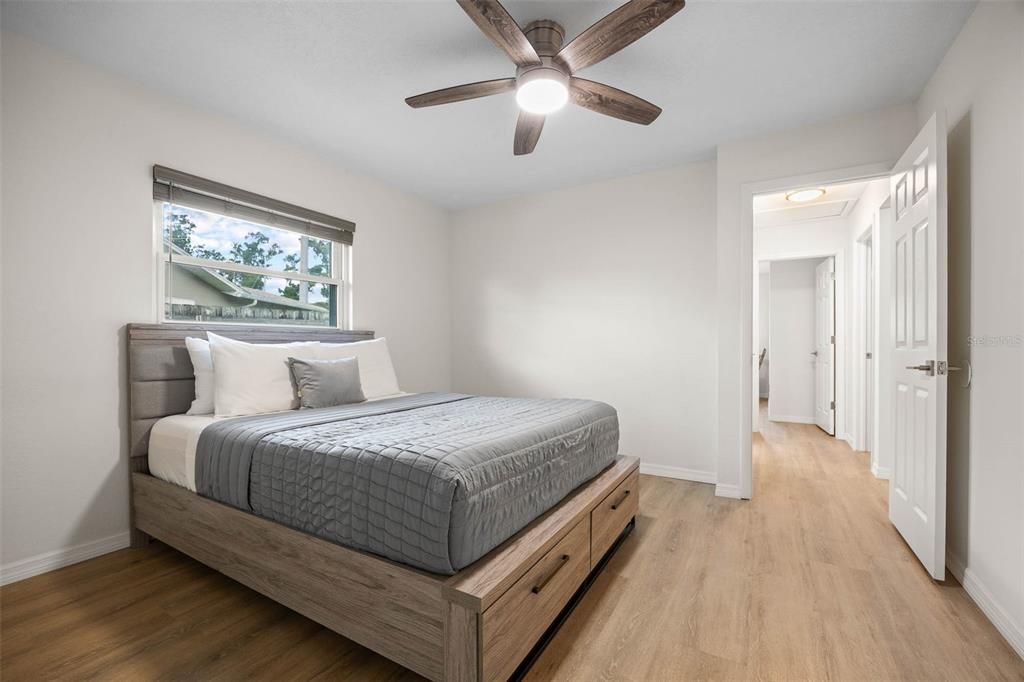 Active With Contract: $489,000 (3 beds, 2 baths, 1564 Square Feet)