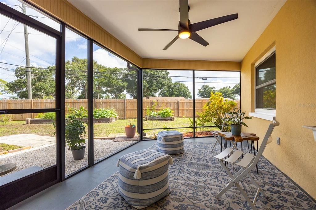 Active With Contract: $489,000 (3 beds, 2 baths, 1564 Square Feet)