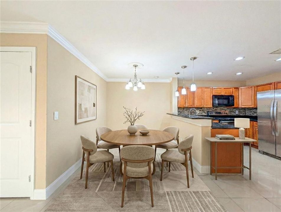 Active With Contract: $1,450 (2 beds, 1 baths, 894 Square Feet)