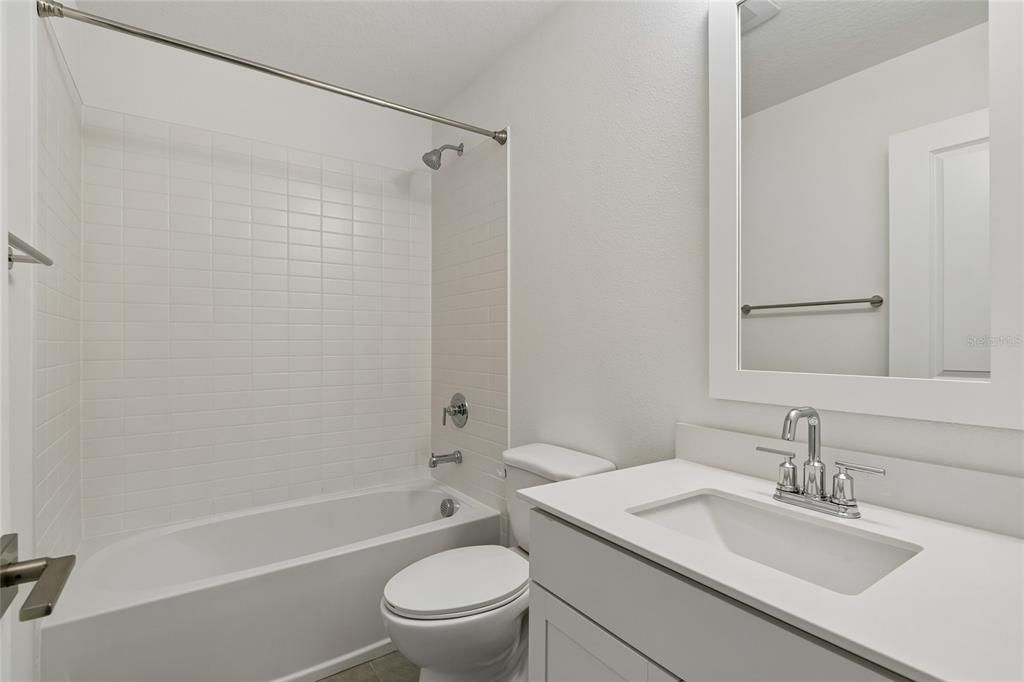En Venta: $259,990 (3 camas, 2 baños, 1712 Pies cuadrados)