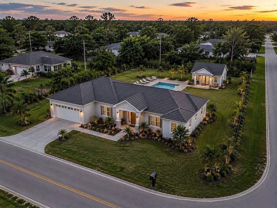 待售: $136,900 (0.69 acres)