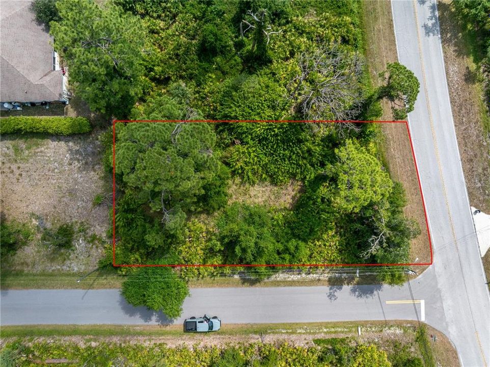待售: $136,900 (0.69 acres)