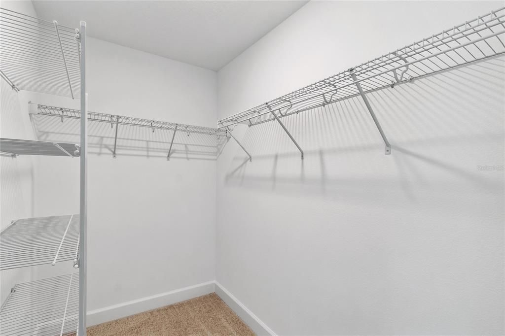 На продажу: $304,990 (3 спален, 2 ванн, 1712 Квадратных фут)