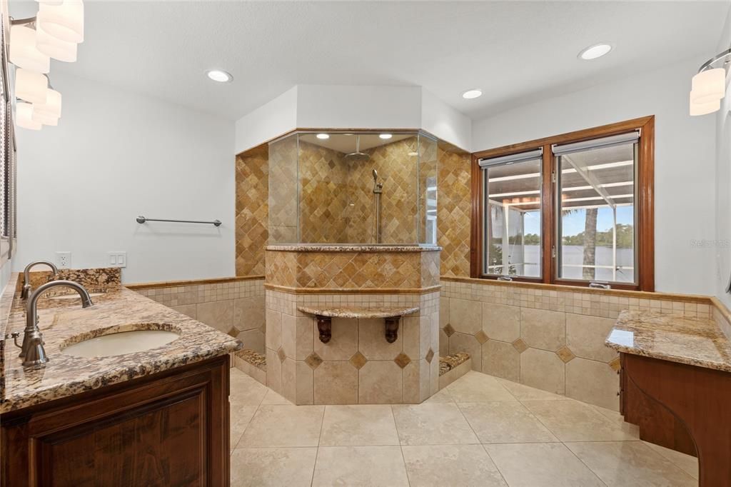 En Venta: $1,499,000 (5 camas, 3 baños, 4128 Pies cuadrados)