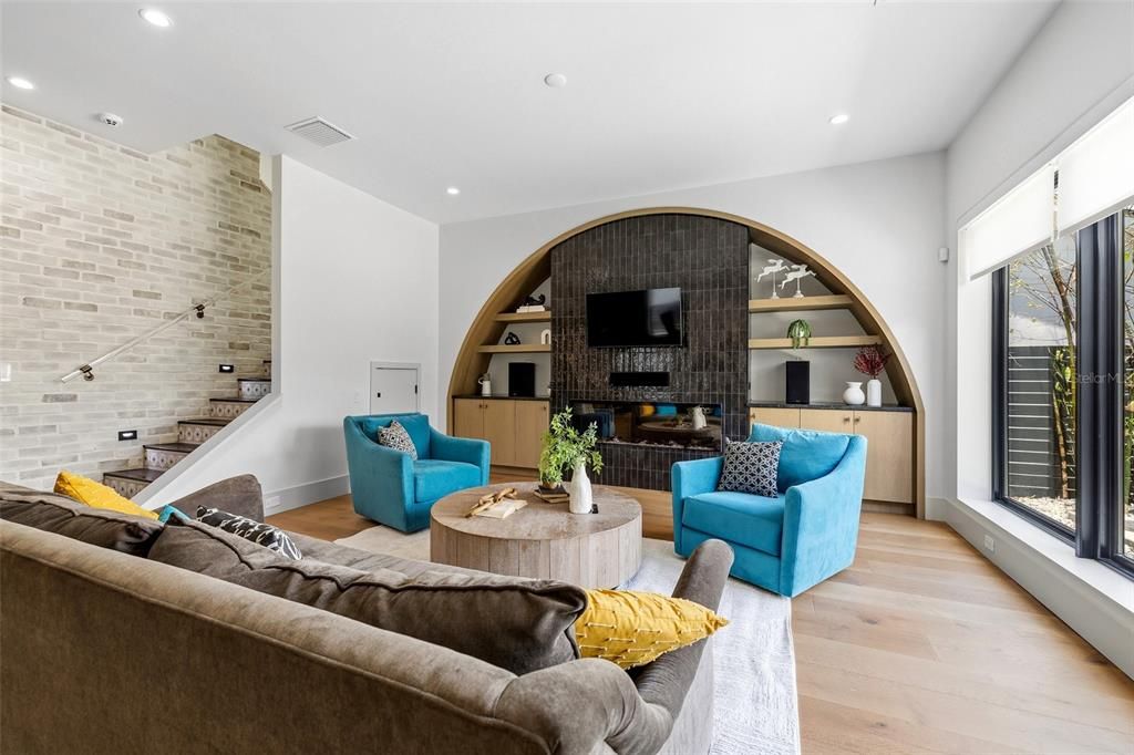 For Sale: $1,800,000 (4 beds, 4 baths, 3065 Square Feet)