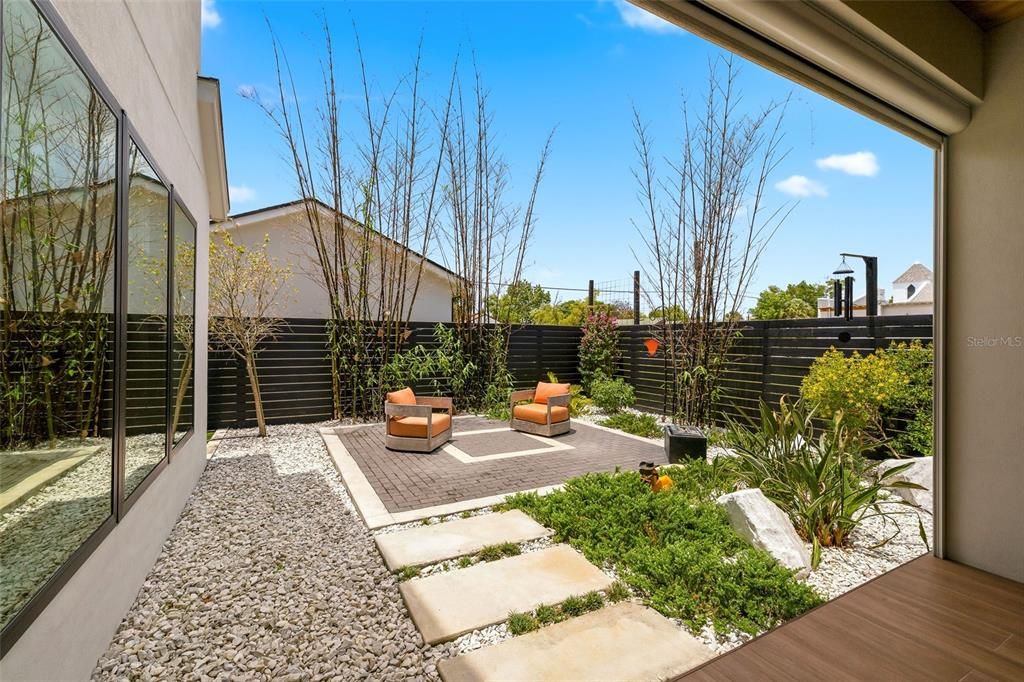 For Sale: $1,800,000 (4 beds, 4 baths, 3065 Square Feet)