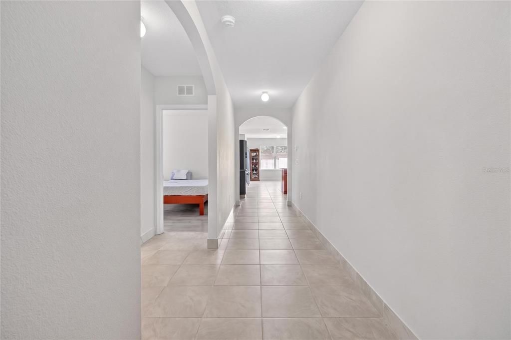 En Venta: $300,000 (3 camas, 2 baños, 1711 Pies cuadrados)