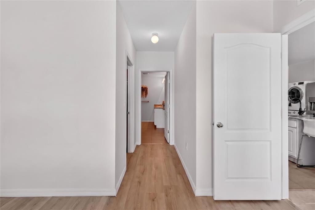 En Venta: $300,000 (3 camas, 2 baños, 1711 Pies cuadrados)