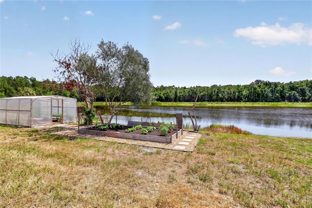 En Venta: $300,000 (3 camas, 2 baños, 1711 Pies cuadrados)