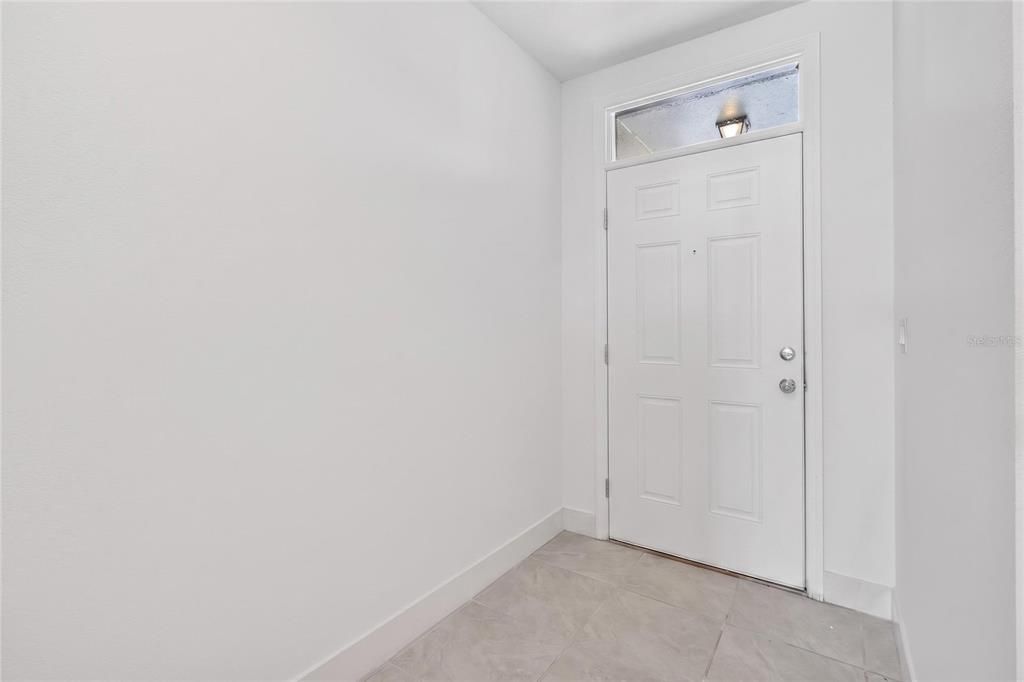 En Venta: $300,000 (3 camas, 2 baños, 1711 Pies cuadrados)