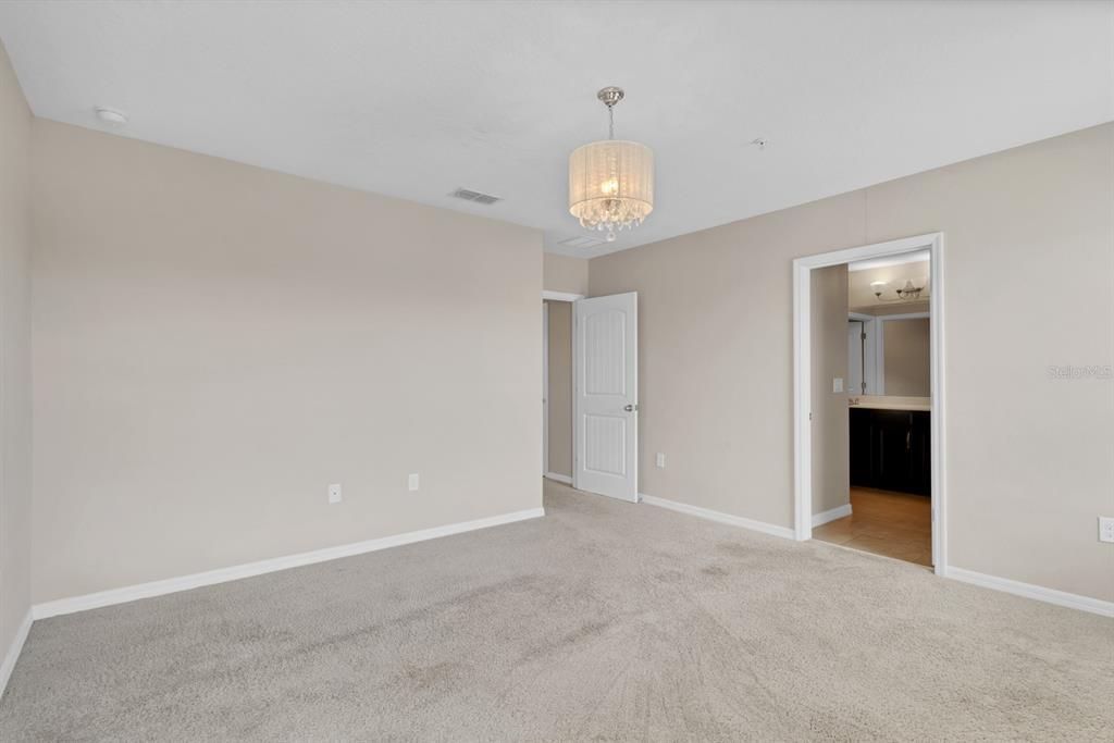 Active With Contract: $2,100 (3 beds, 2 baths, 1910 Square Feet)