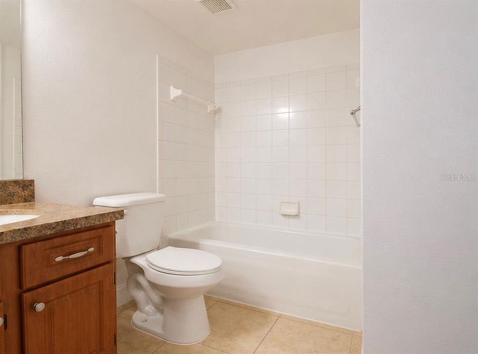 For Sale: $272,900 (3 beds, 2 baths, 1187 Square Feet)