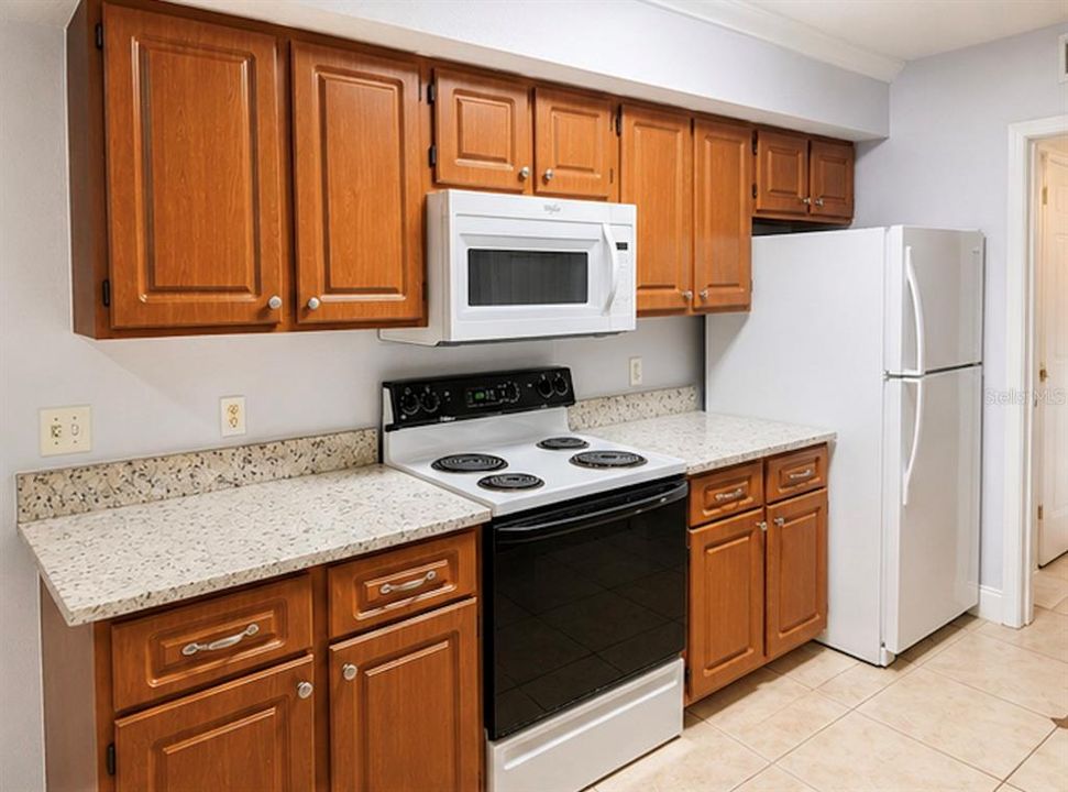 For Sale: $272,900 (3 beds, 2 baths, 1187 Square Feet)