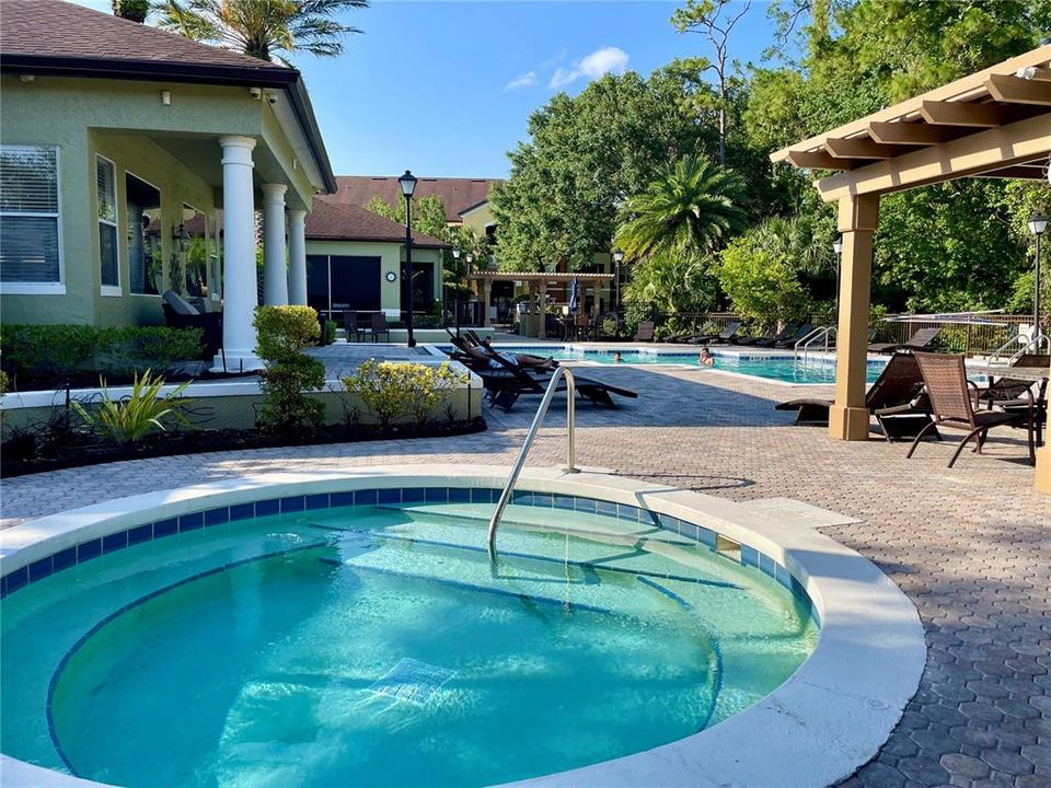 For Sale: $272,900 (3 beds, 2 baths, 1187 Square Feet)