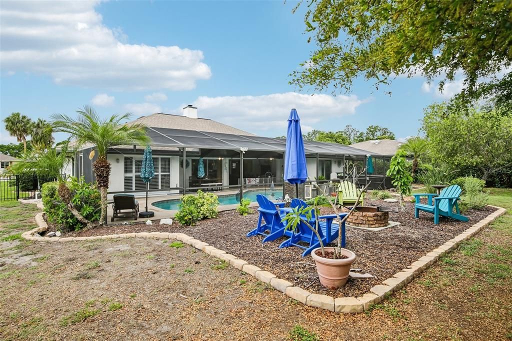 En Venta: $474,900 (3 camas, 2 baños, 2404 Pies cuadrados)
