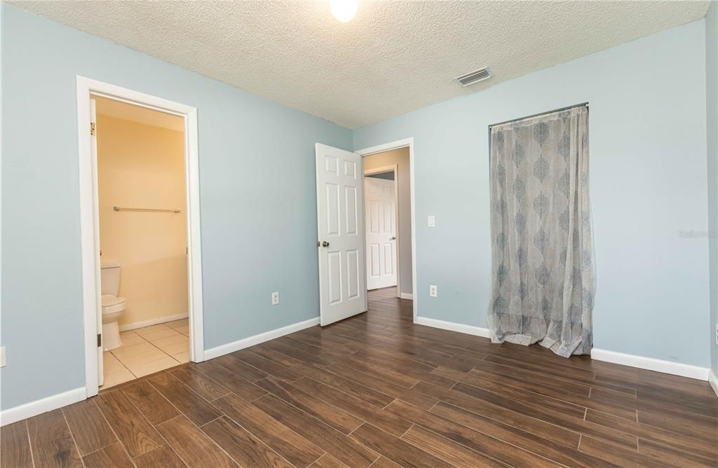 En Venta: $195,000 (2 camas, 1 baños, 858 Pies cuadrados)