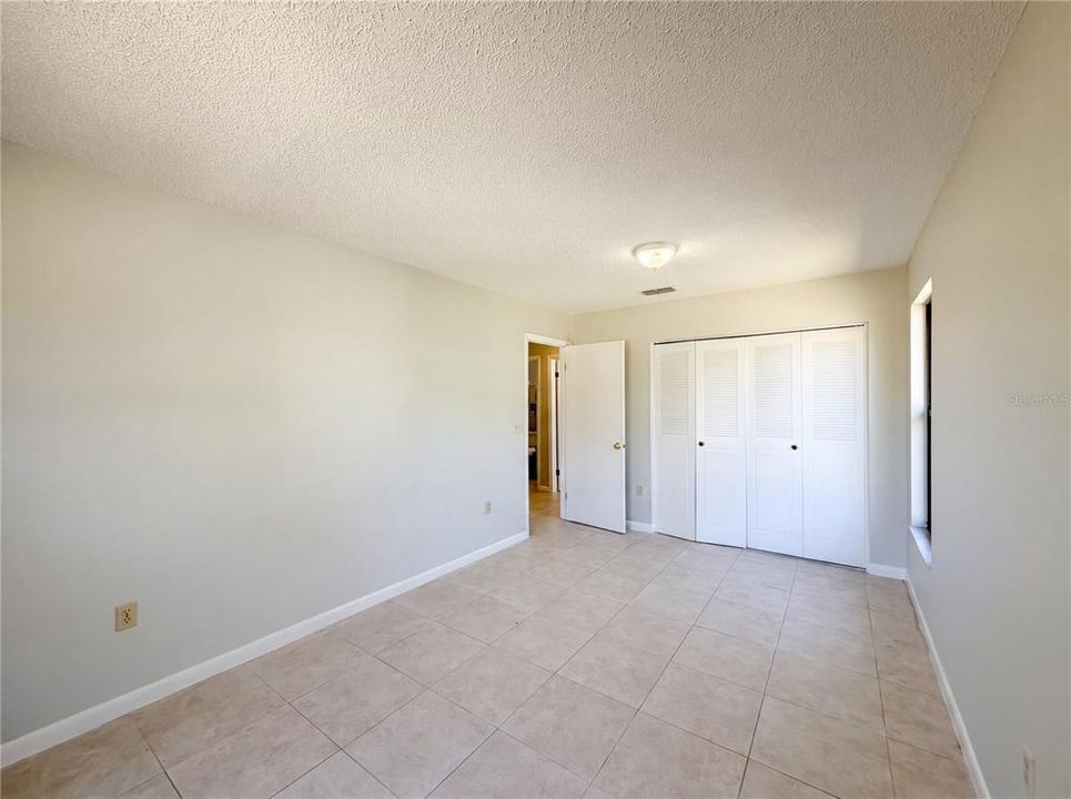 Activo con contrato: $270,000 (3 camas, 2 baños, 1576 Pies cuadrados)