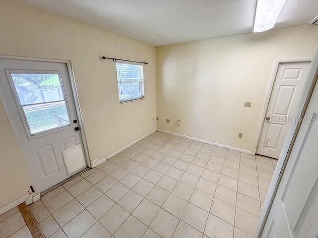 For Sale: $385,000 (3 beds, 2 baths, 2088 Square Feet)