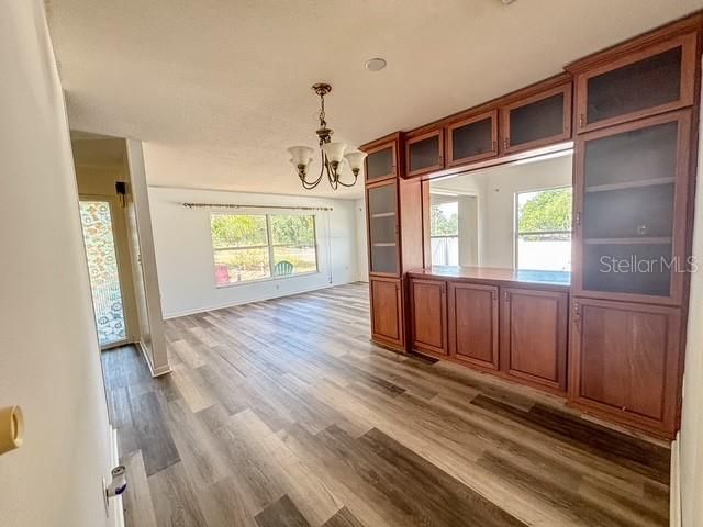 For Sale: $385,000 (3 beds, 2 baths, 2088 Square Feet)