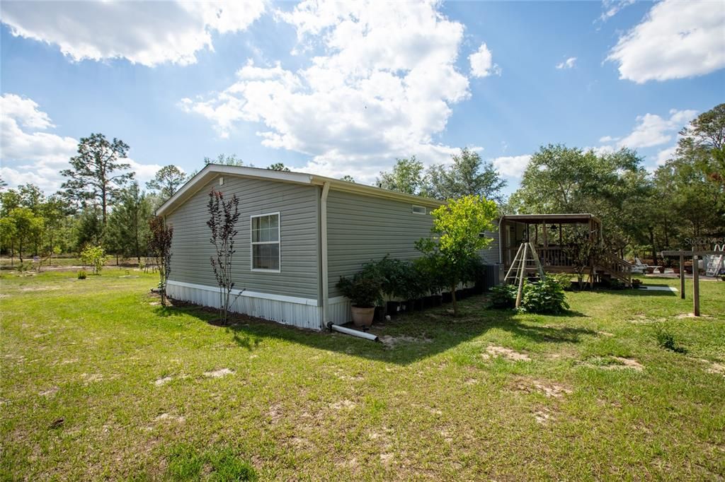 For Sale: $287,700 (3 beds, 2 baths, 1512 Square Feet)