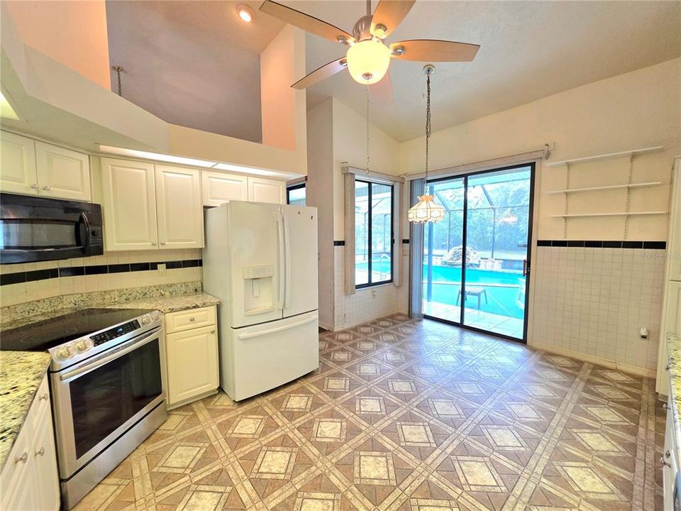 Active With Contract: $474,900 (3 beds, 2 baths, 2274 Square Feet)