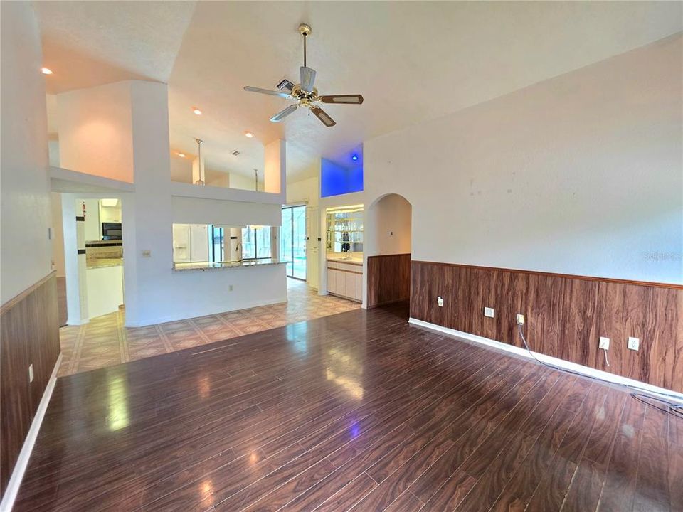 Active With Contract: $474,900 (3 beds, 2 baths, 2274 Square Feet)
