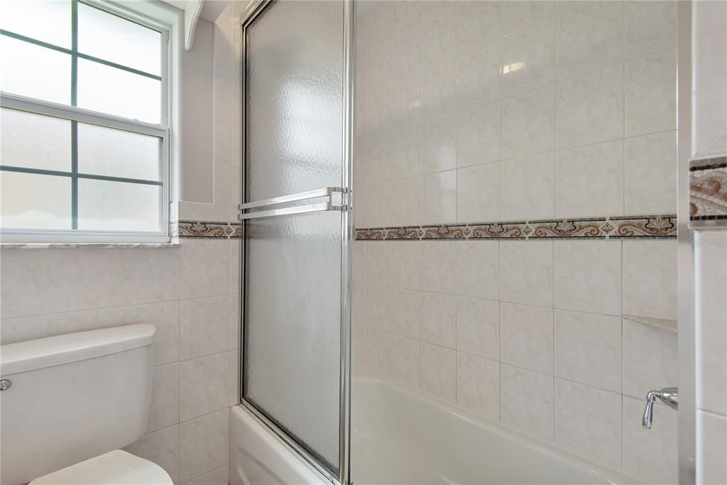 En Venta: $449,000 (3 camas, 2 baños, 2086 Pies cuadrados)