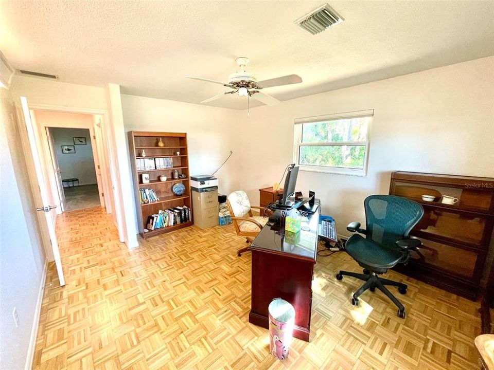 На продажу: $449,000 (3 спален, 2 ванн, 2049 Квадратных фут)