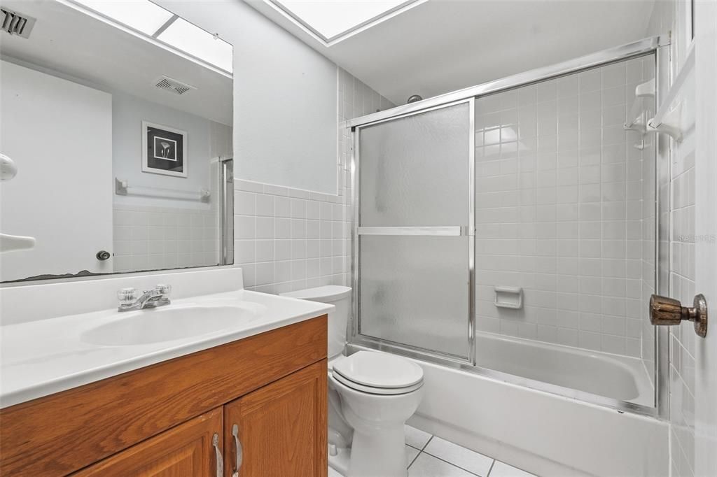 En Venta: $179,000 (2 camas, 2 baños, 1035 Pies cuadrados)