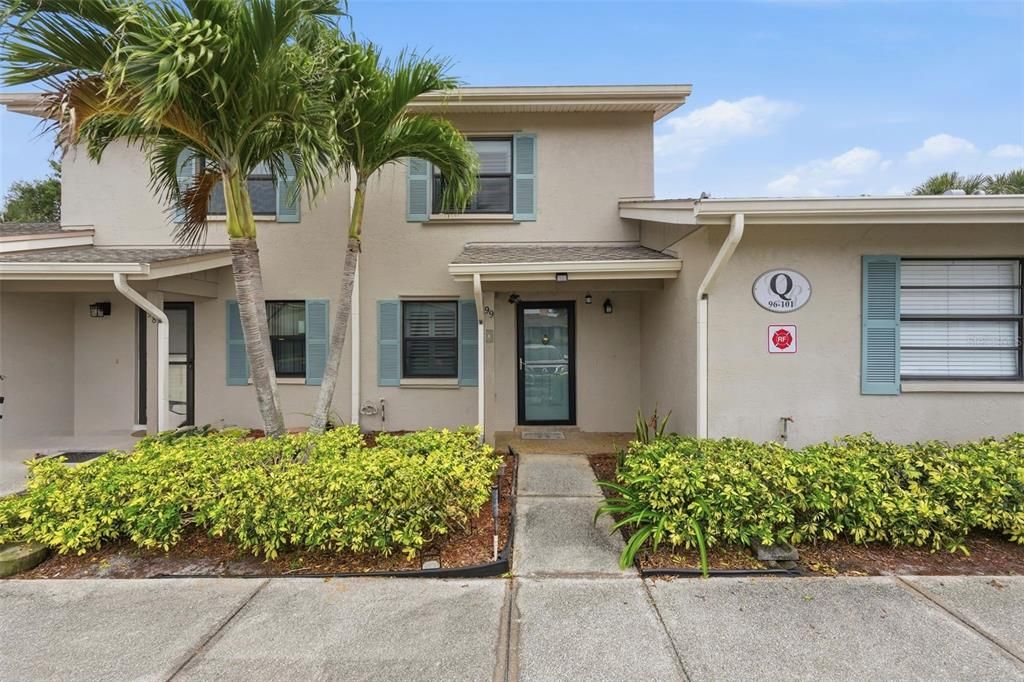 En Venta: $179,000 (2 camas, 2 baños, 1035 Pies cuadrados)