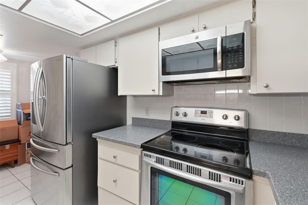 En Venta: $179,000 (2 camas, 2 baños, 1035 Pies cuadrados)