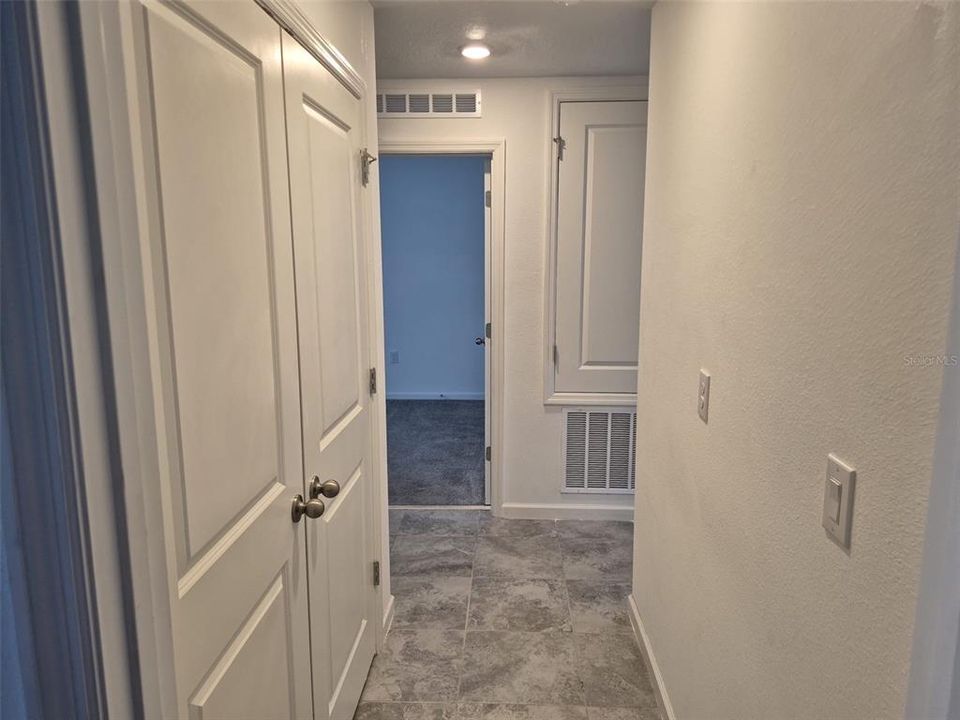 В аренду: $1,900 (3 спален, 2 ванн, 1319 Квадратных фут)