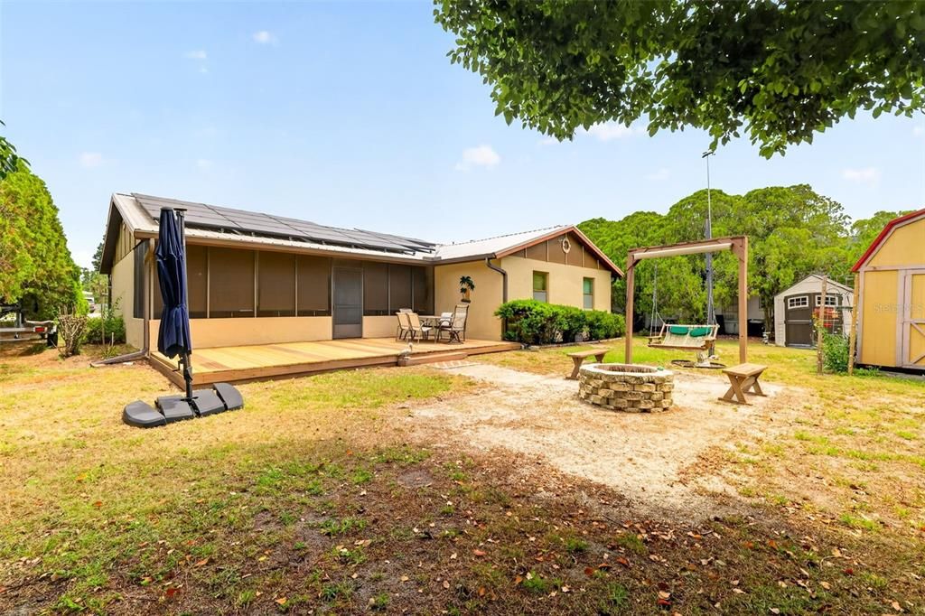 Activo con contrato: $298,000 (3 camas, 2 baños, 1415 Pies cuadrados)