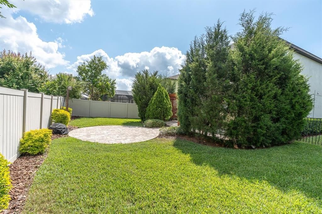 Activo con contrato: $659,000 (4 camas, 2 baños, 2606 Pies cuadrados)
