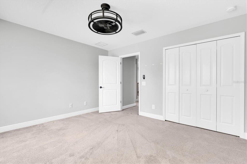 Activo con contrato: $659,000 (4 camas, 2 baños, 2606 Pies cuadrados)