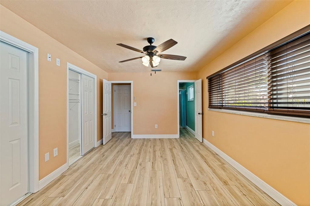 En Venta: $650,000 (2 camas, 2 baños, 1519 Pies cuadrados)
